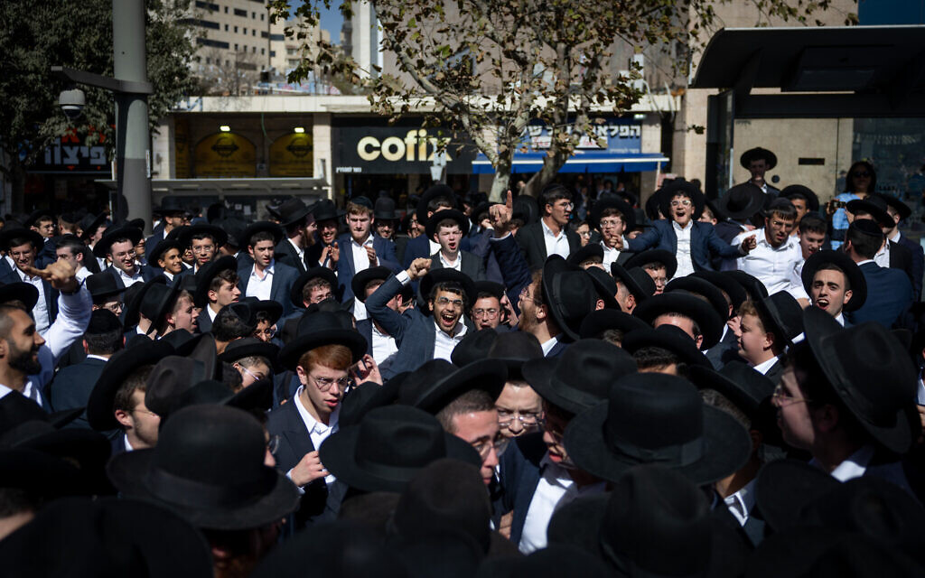 IDF examining claims it’s employing Haredi draft dodgers to clean ...
