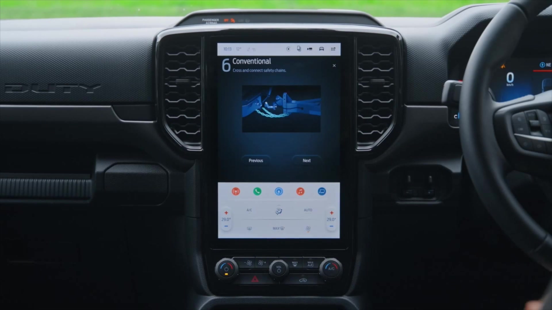 Ford Ranger Super Duty - Universal - Interior screens and buttons