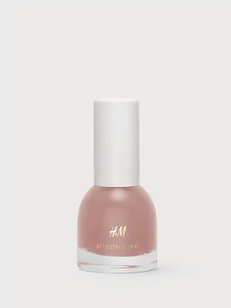Nail Polish That Deliver Color & Long-Lasting Drama