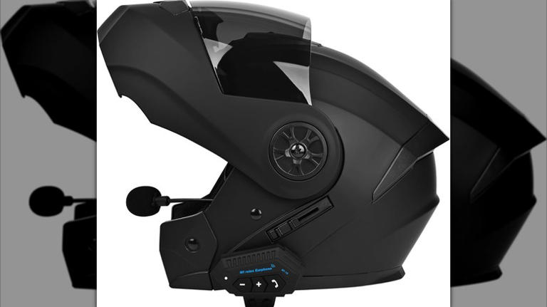 Why Bluetooth motorcycle helmets aren't only for bike-to-bike chat