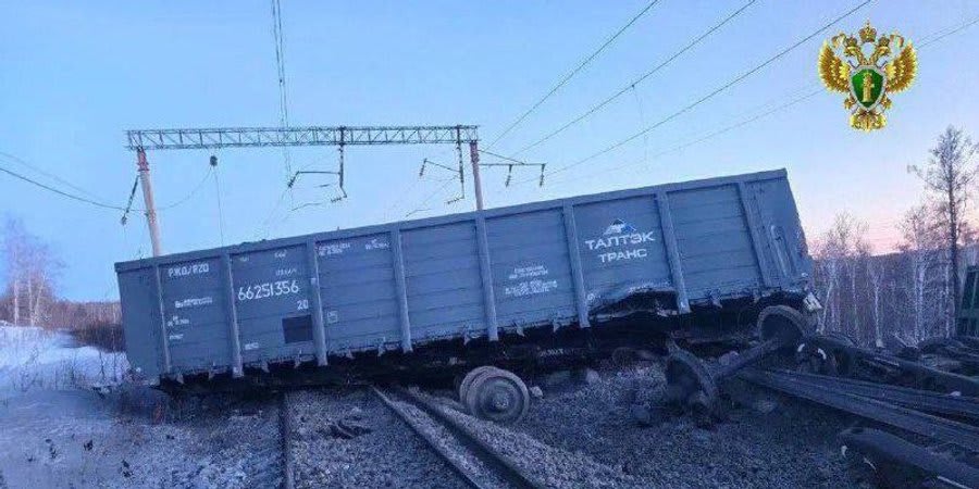 35 freight cars derail in Russia’s Amur Oblast — photos show overturned train<br>