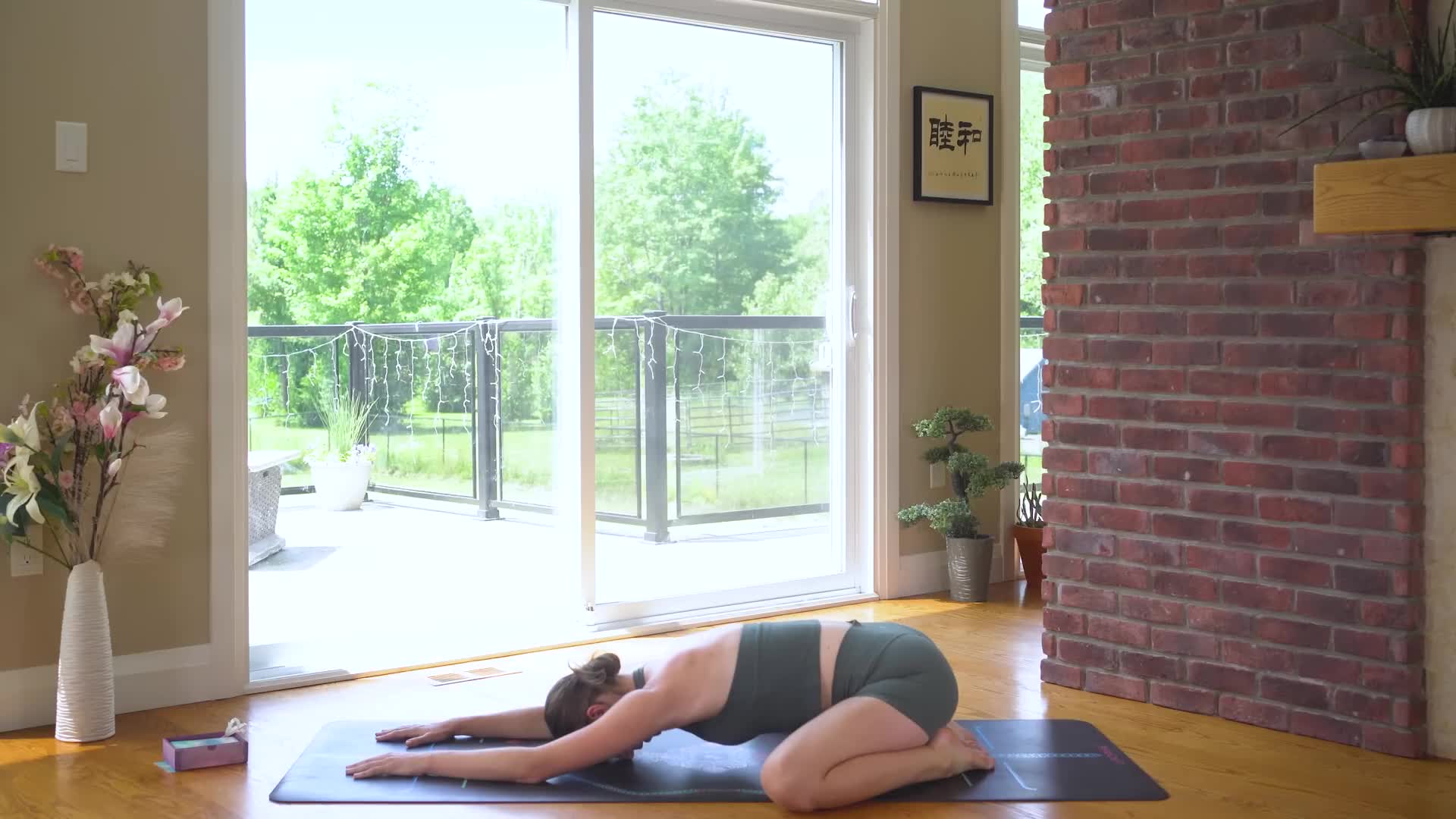 Morning yoga and pilates routine for stronger upper body