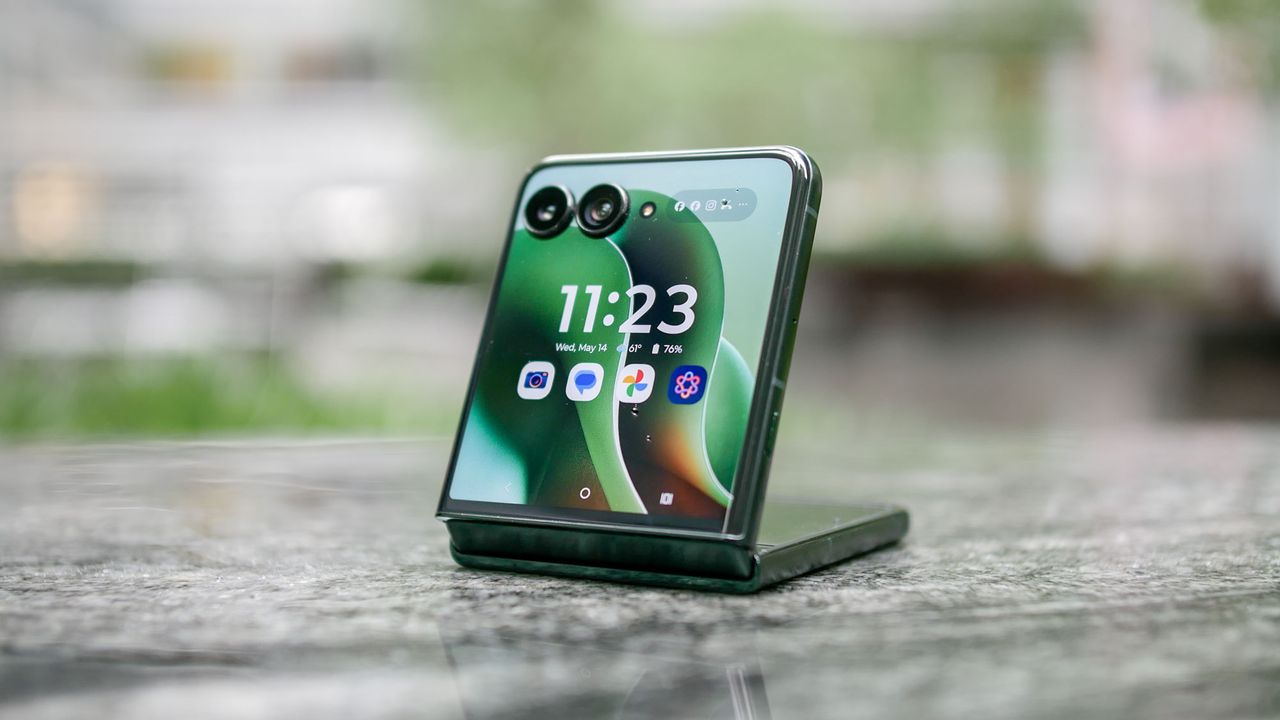 iPhone fold has competition! Motorola tipped to follow the Razr Ultra with a book-style foldable in 2026