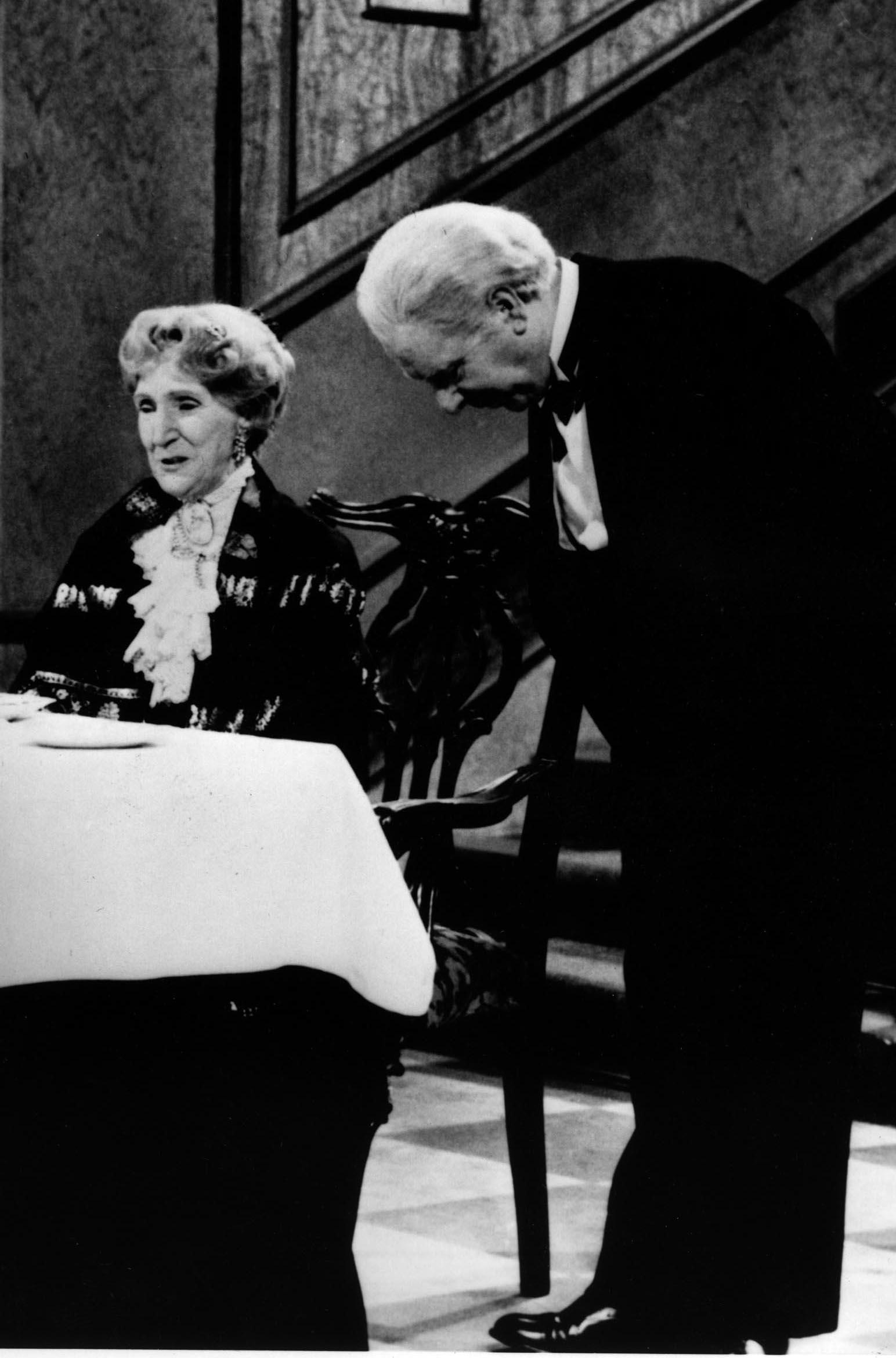 All items in chest disappeared after downloading a few mods, any idea why?  : r/7daystodie, image size:1544x2340