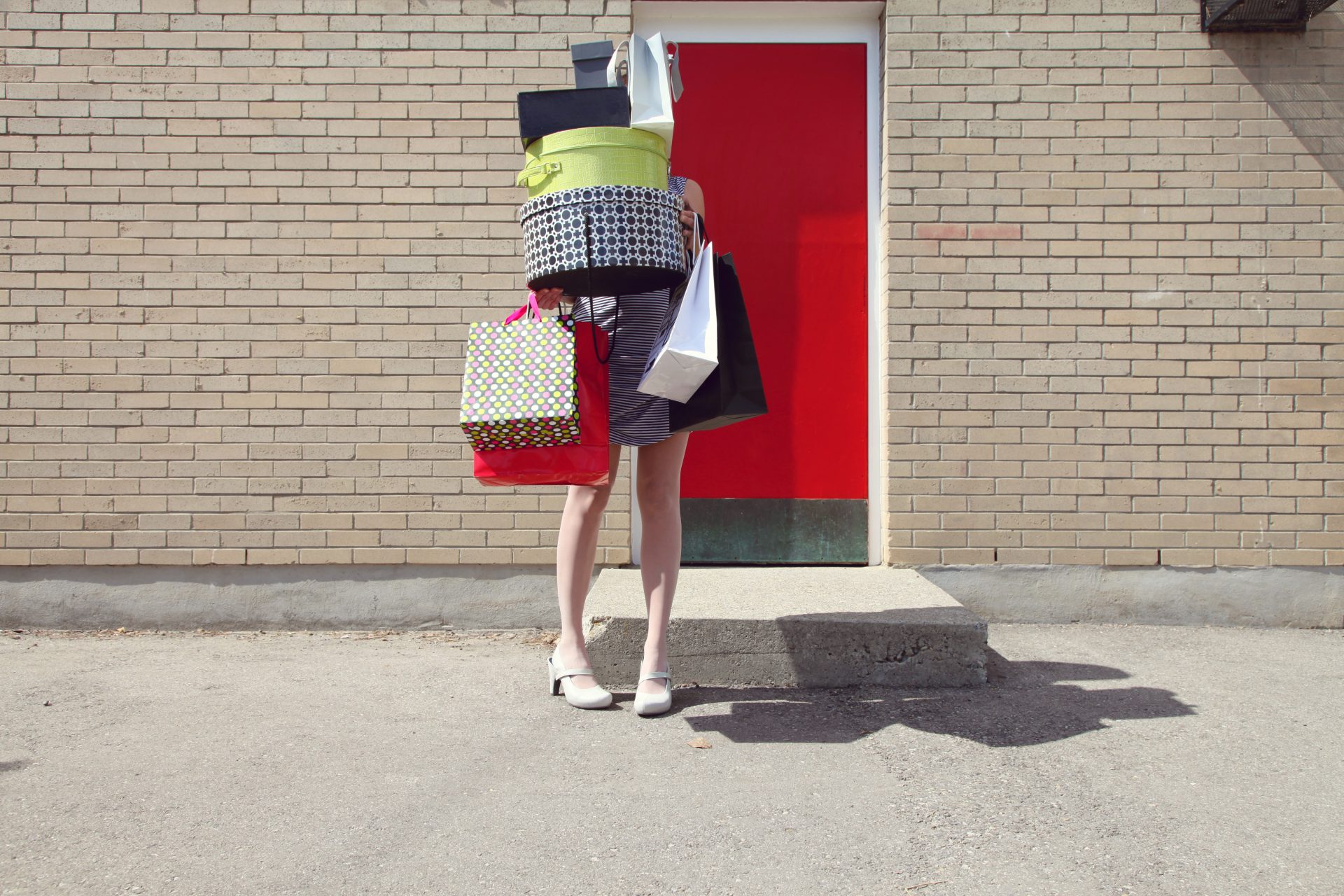 How to try the money-saving low-buy challenge and shop less during January