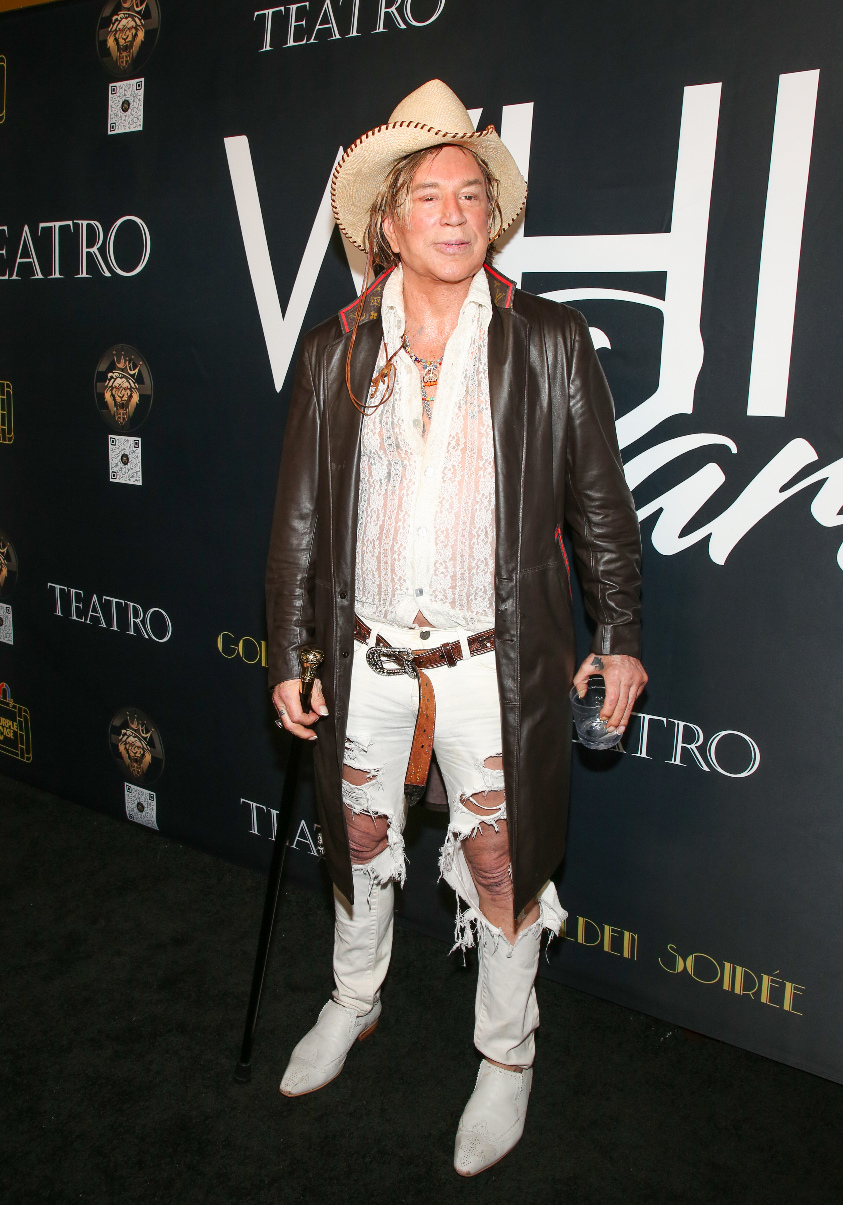 Mickey Rourke raising money to avoid eviction after falling behind $60K ...