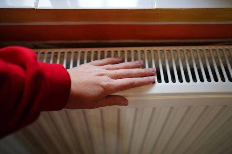 Radiators will 'reflect heat back into the room' with plumber's 1 easy hack