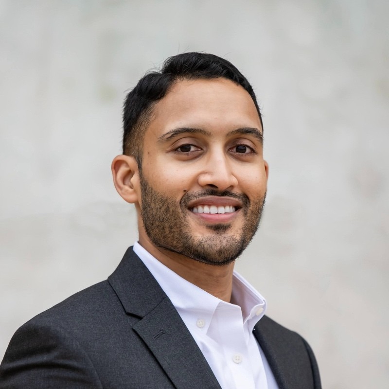 Tech moves: Amazon leader lands at Anthropic; Microsoft government ...