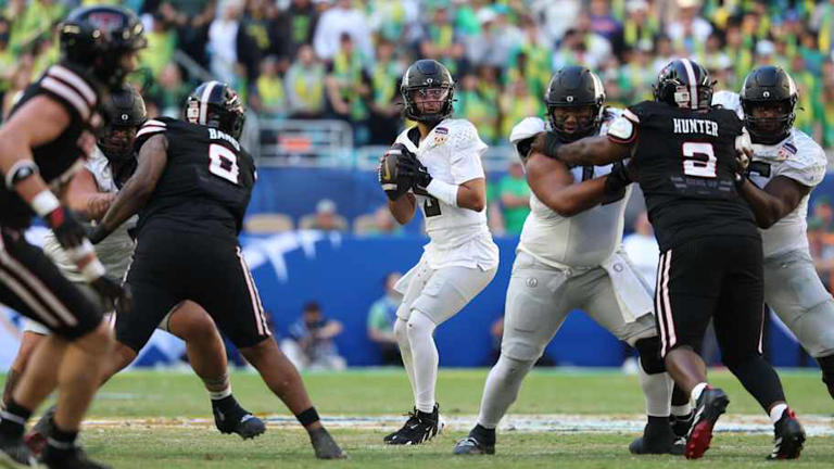 This time, it's the Oregon offense that needs vindication
