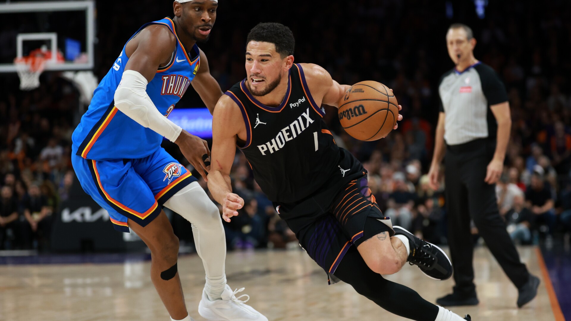 Watch Devin Booker drain gamewinning 3pointer with 0.7 left, Suns