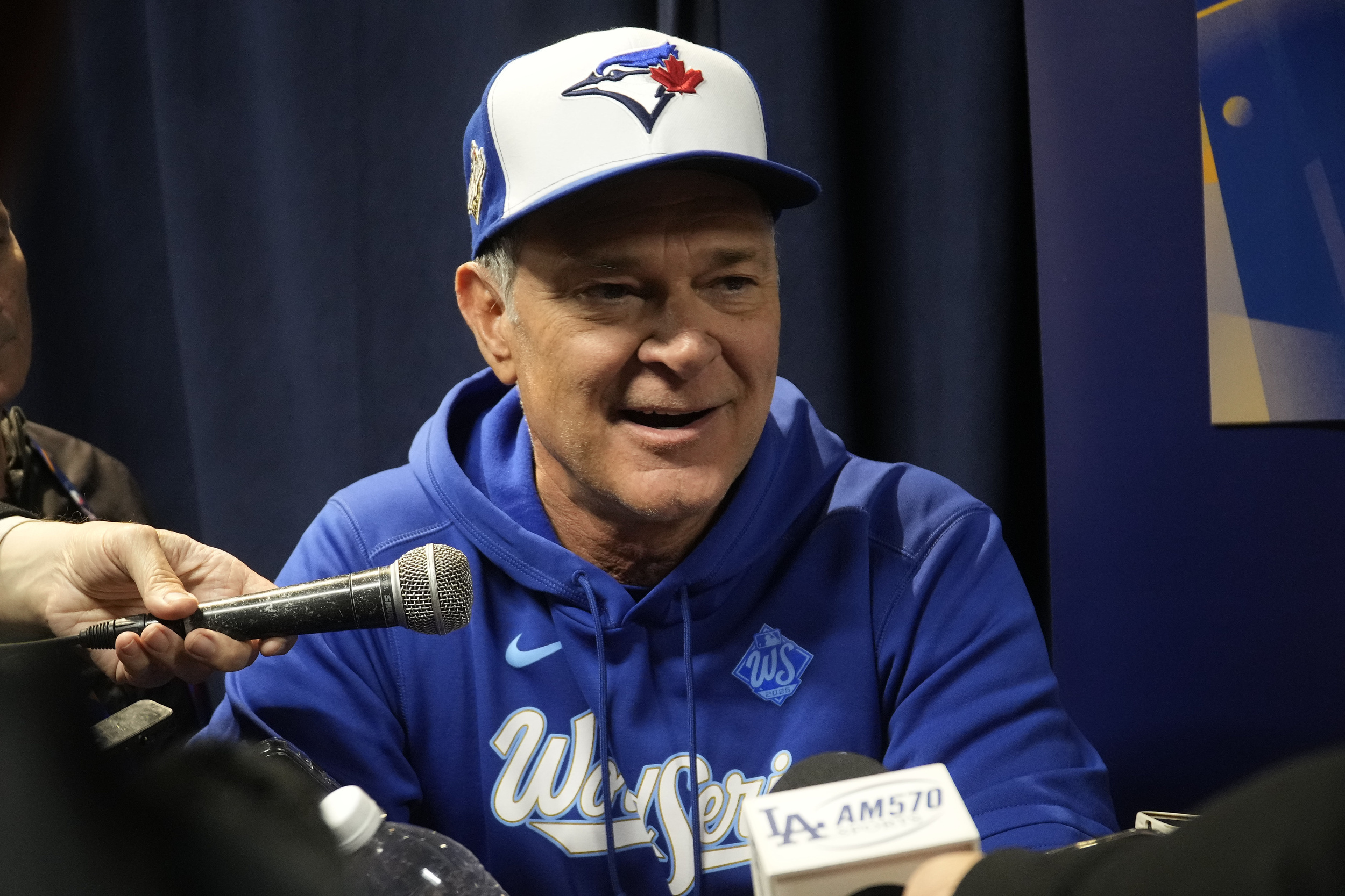 Phillies hire Don Mattingly as bench coach