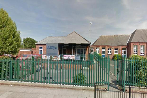 Darlington primary school forced to close due to boiler issues to ...