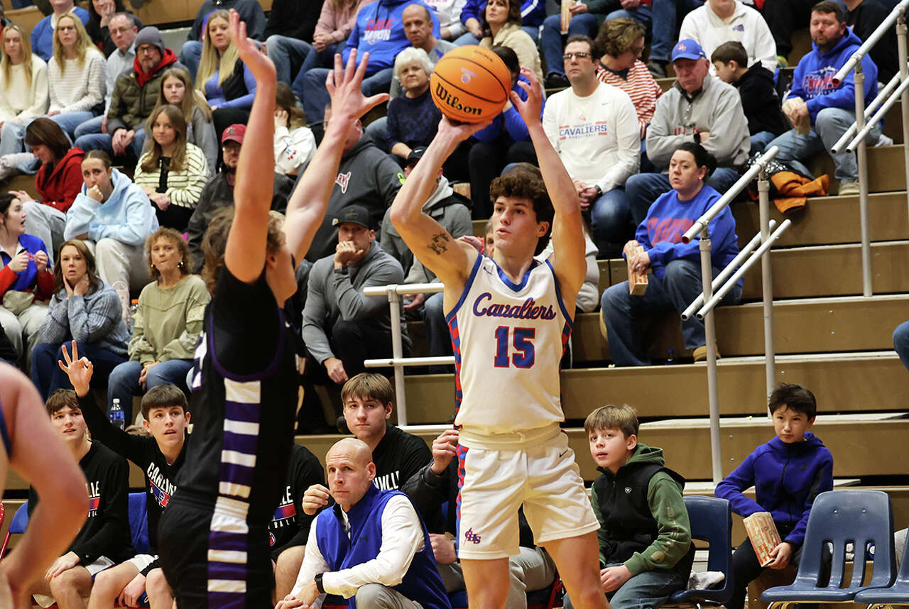 At 8-3, Carlinville Cavaliers boys basketball wants a taste of 1968