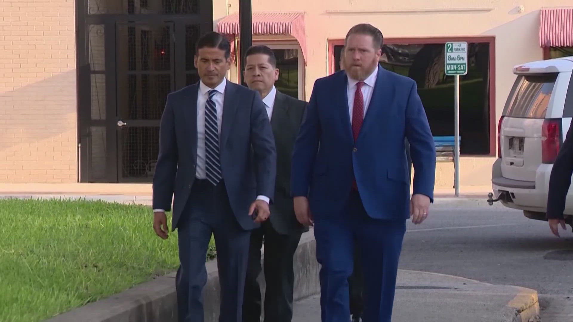 Jury selection begins in trial of former Uvalde CISD officer over the ...