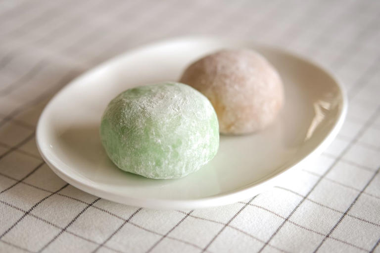 1 dead, 6 hospitalized after choking on mochi rice cake during first ...