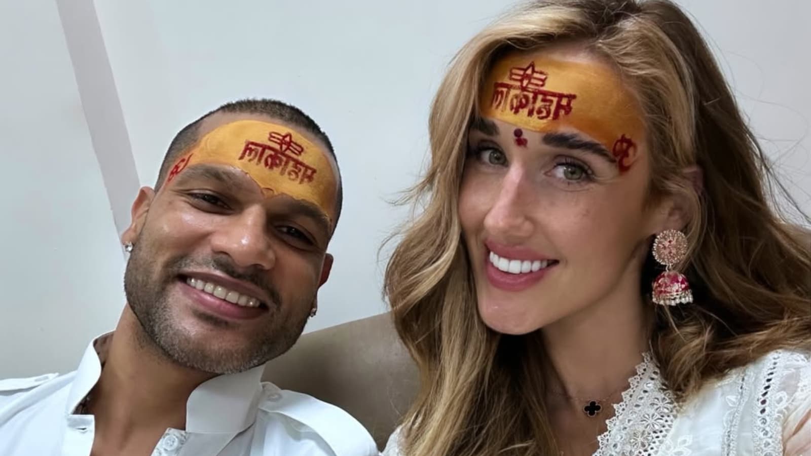 Unlike many partners of sporting celebrities, Sophie comes from the corporate sector and currently serves as the Second Vice President at Northern Trust Corporation, based in Abu Dhabi.