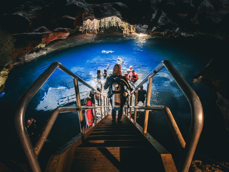You've probably never heard of this hidden 50 ft prehistoric spring in ...