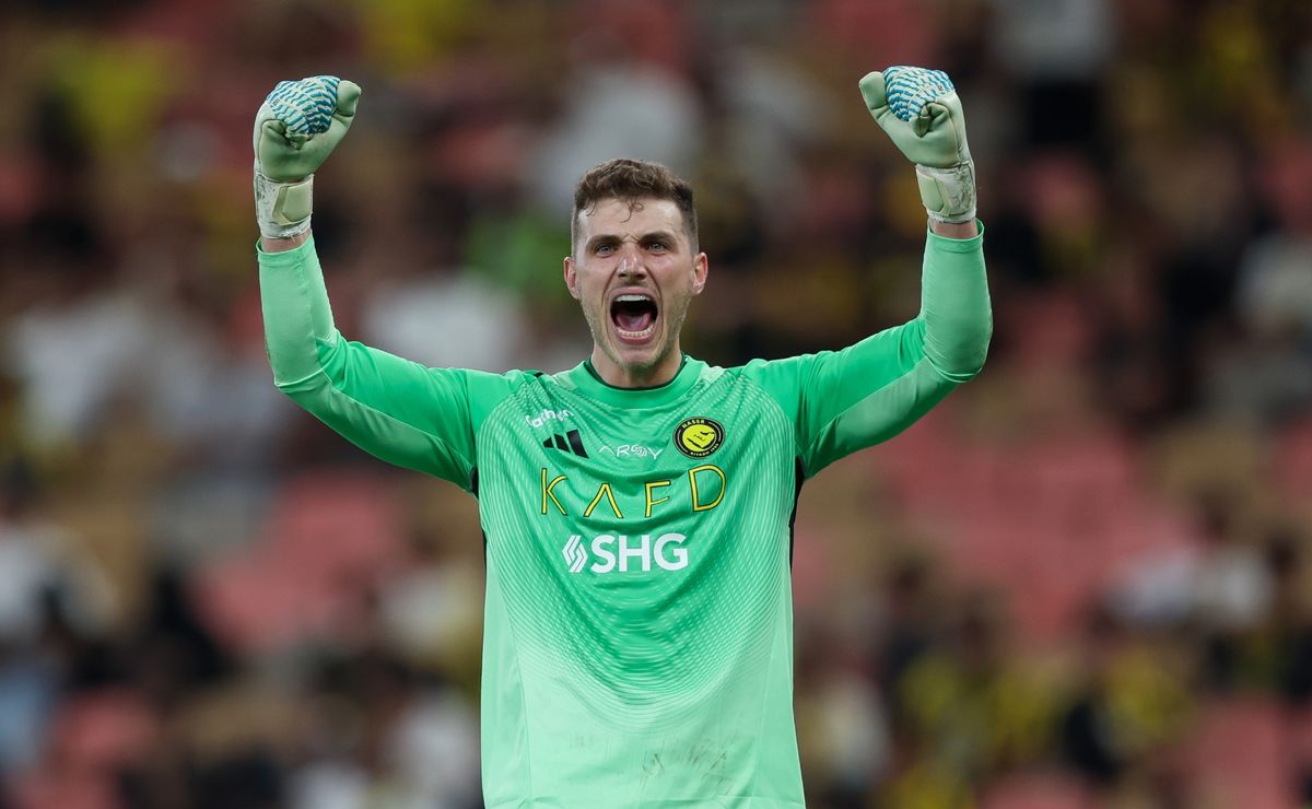 Informe: Cristiano Ronaldo podría perder a su compañero de equipo mientras el club de la Premier League presenta una oferta por el jugador del Al Nassr