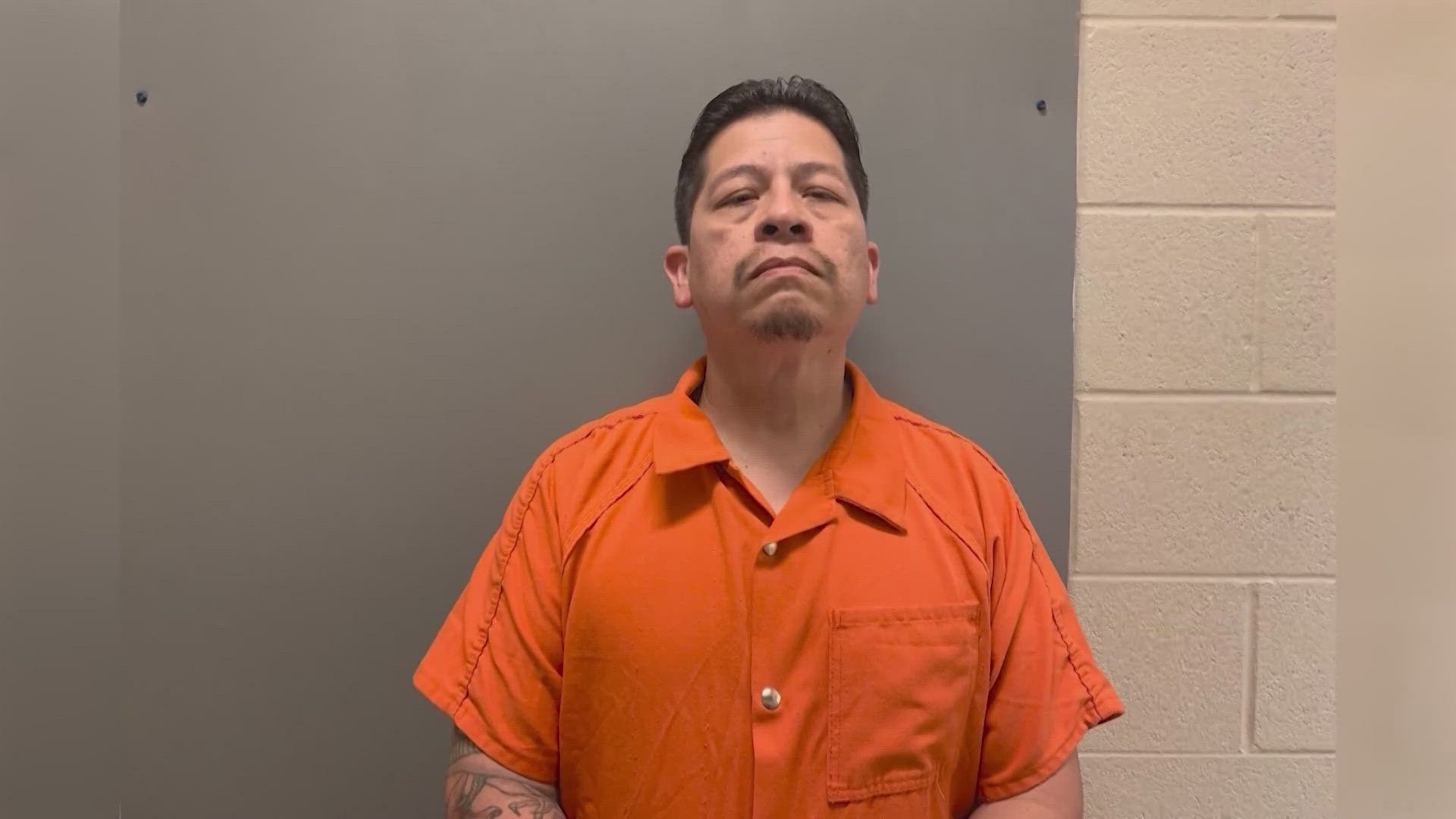 Trial of former Uvalde CISD officer begins with jury selection