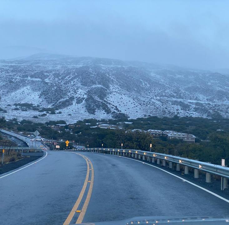 Winter storm brings snow to Mauna Loa, Mauna Kea summits
