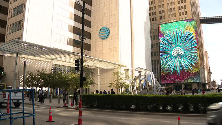 AT&T moves headquarters from Dallas to Plano