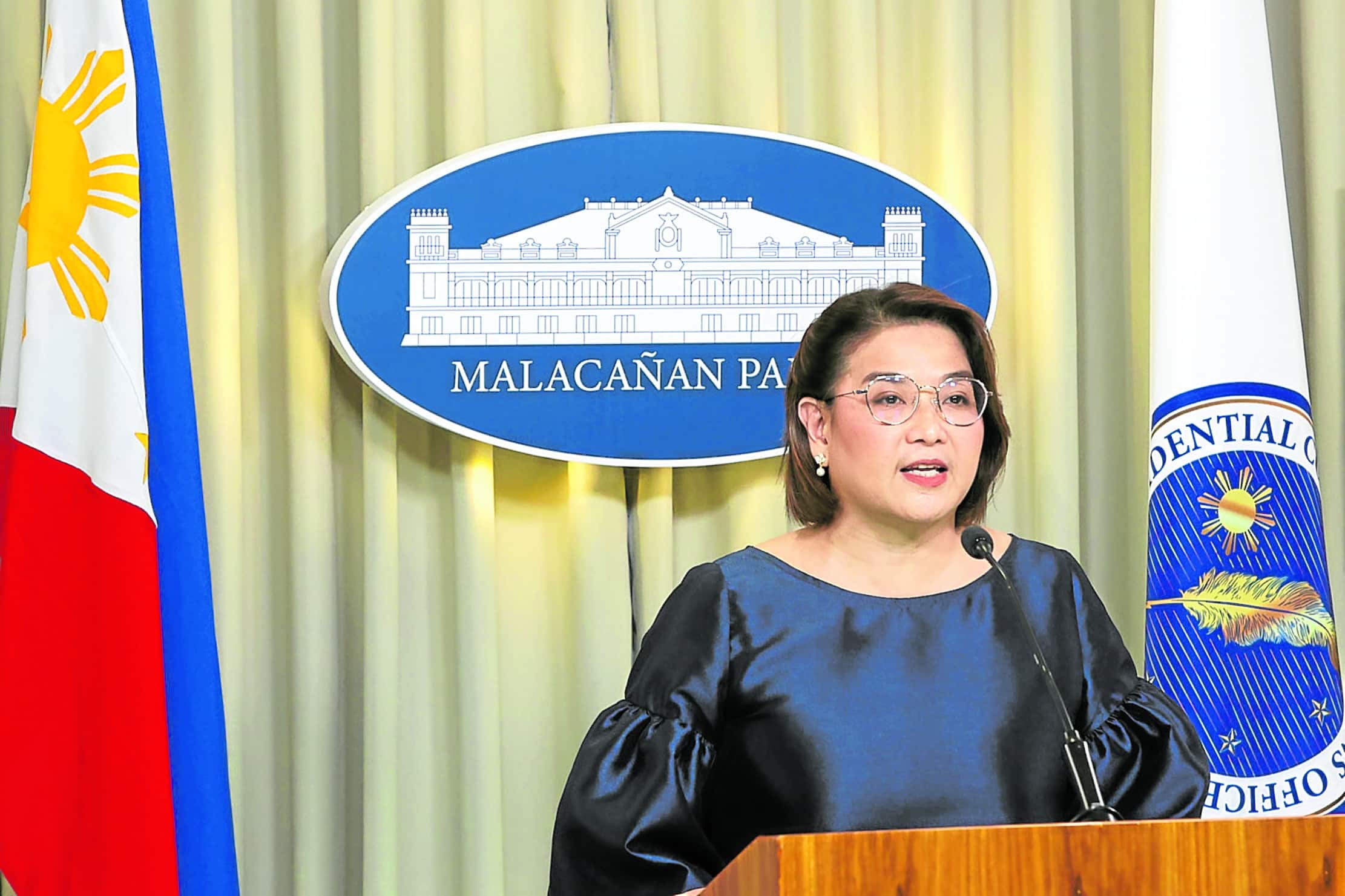 Palace Denies Cabinet Shake-Up Despite Reports - balita news from Inquirer.net