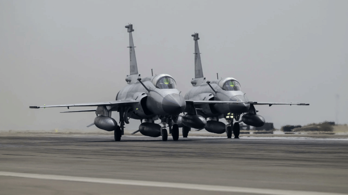 Pakistan defence exports at all-time high, 'contracts' worth $10 bn ...