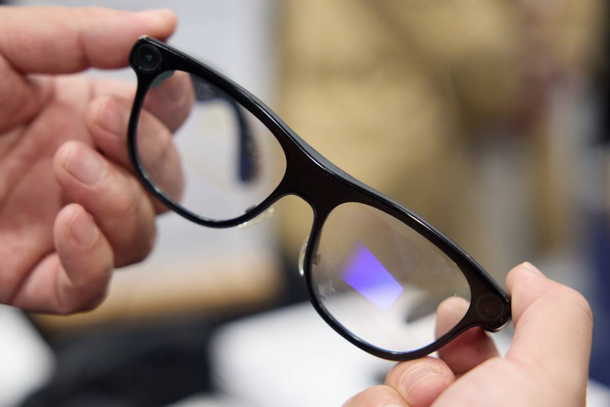 Smart glasses find purpose among blind users