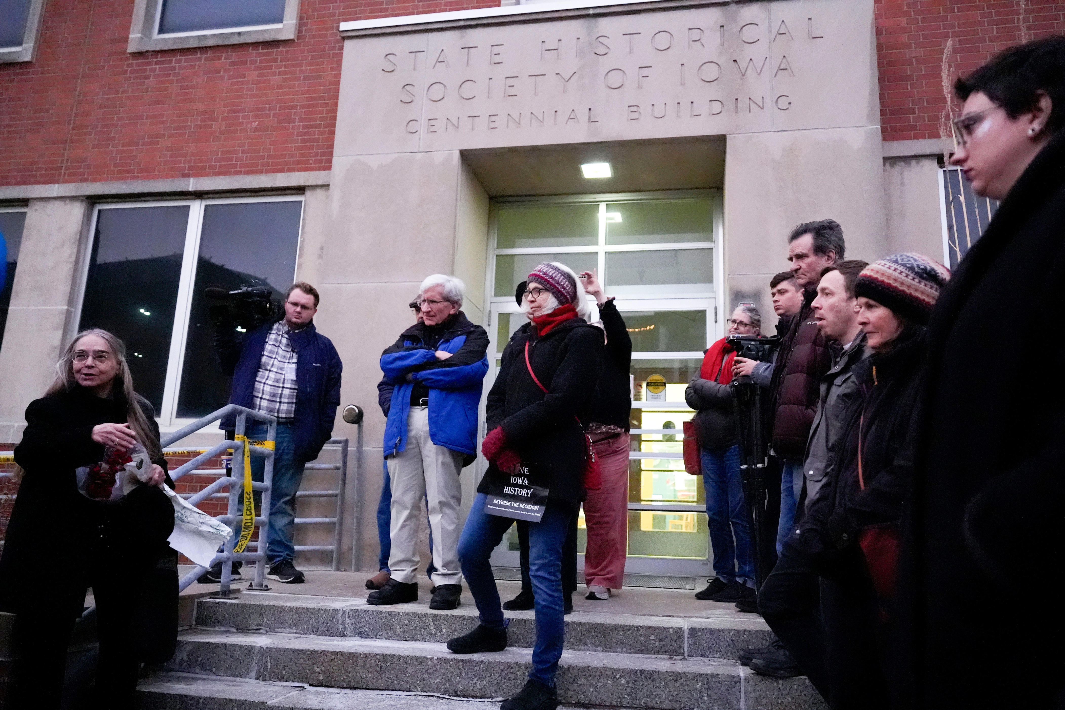 Senate bill allows closure of Historical Society building in Iowa City