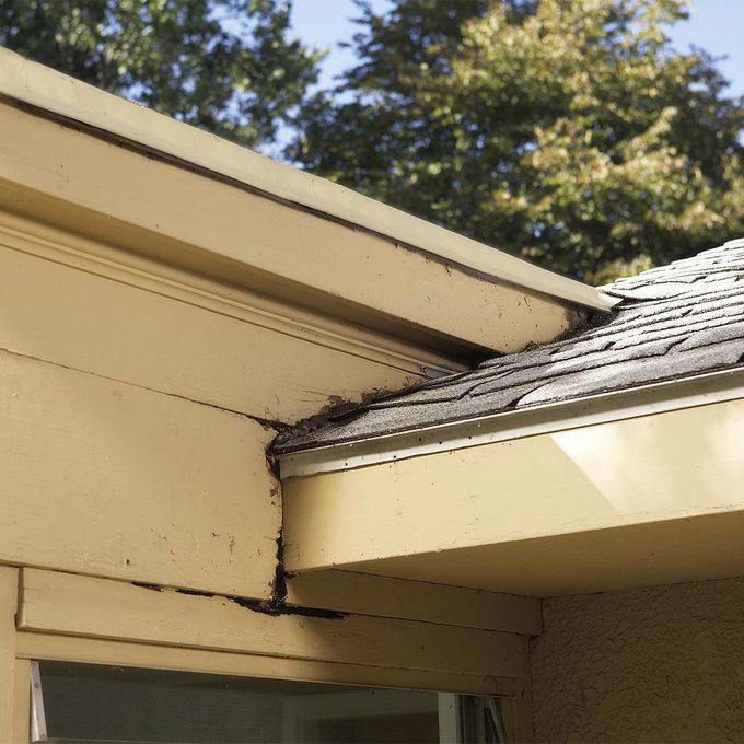 15 silent signs you have a damaged roof