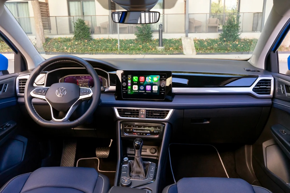 Top 5: Autos con Sistemas de Info-Entretenimiento Más Lentos - entretenimiento news from Puros Autos