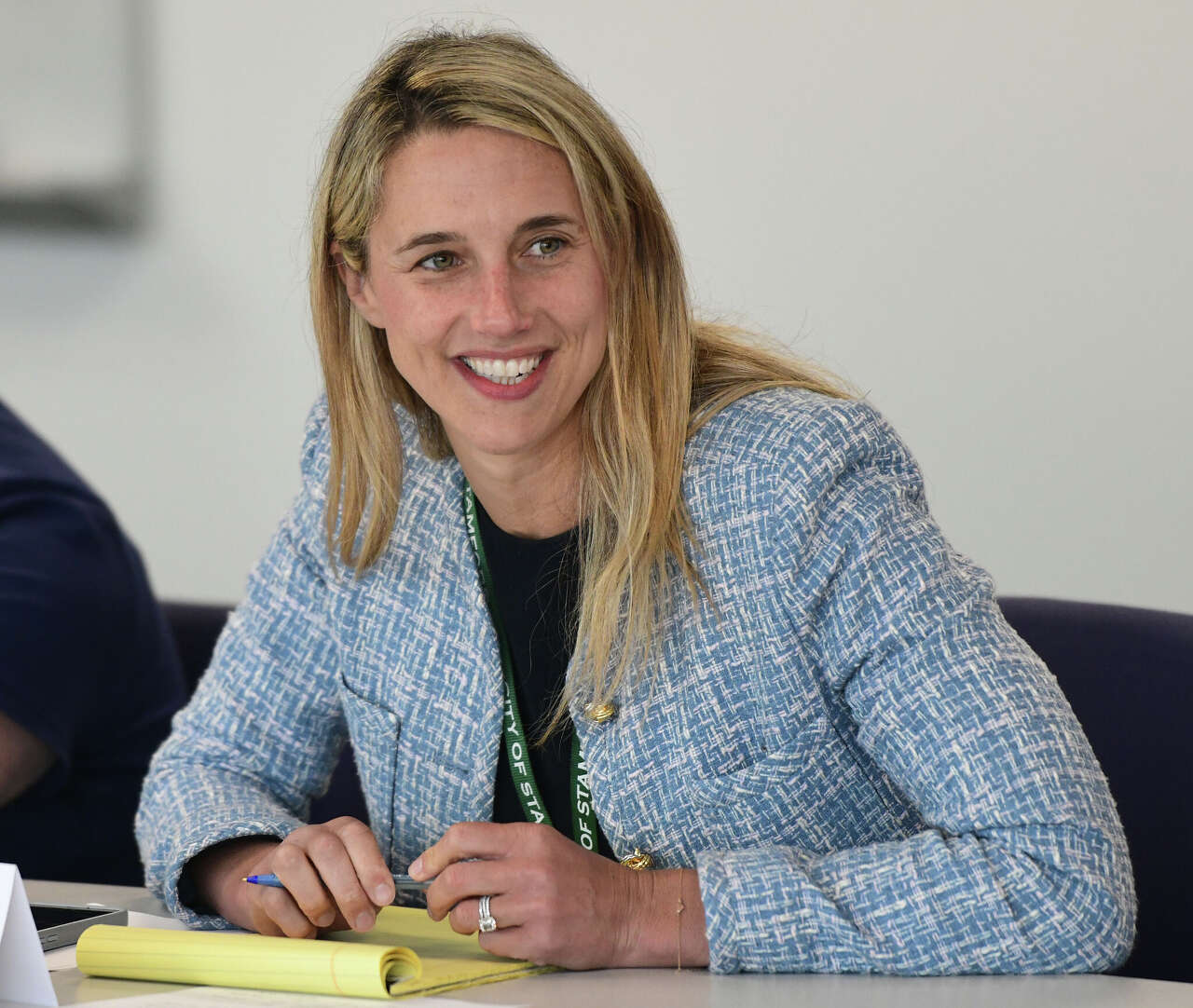 Stamford board fails to override mayor