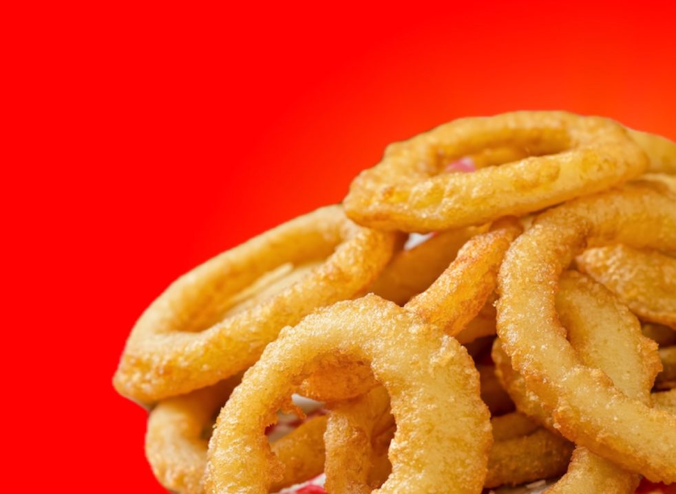 5 fast-food chains fans say have the best onion rings