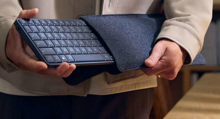The Eliteboard is HP's 80s-style computer in a keyboard