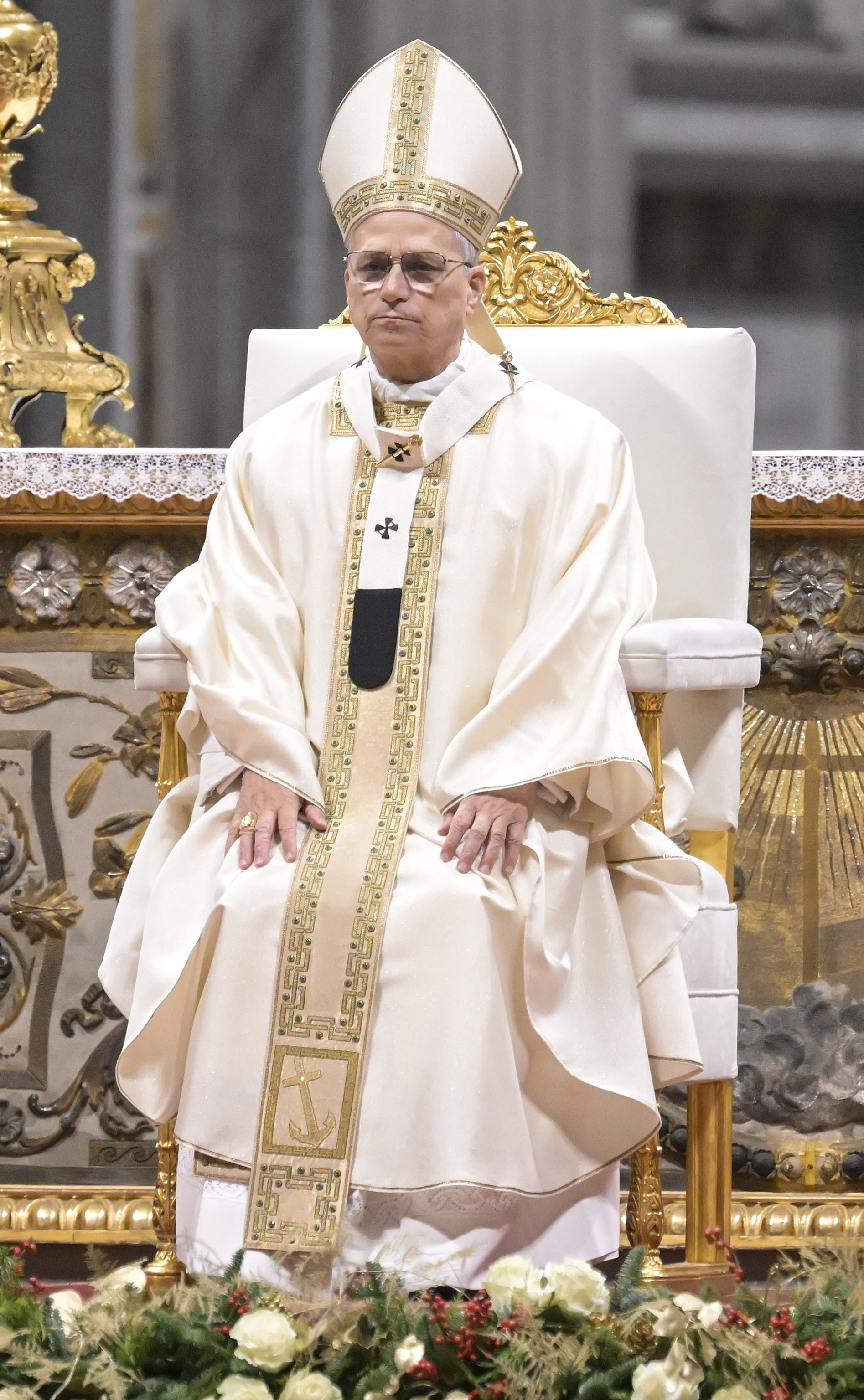 Il Papa chiude la porta santa, termina il Giubileo