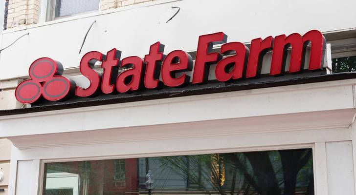 Oklahoma couple says State Farm offered to cover a fraction of their $22K roof repair. Now, the state AG is intervening after hundreds of complaints<br><br>