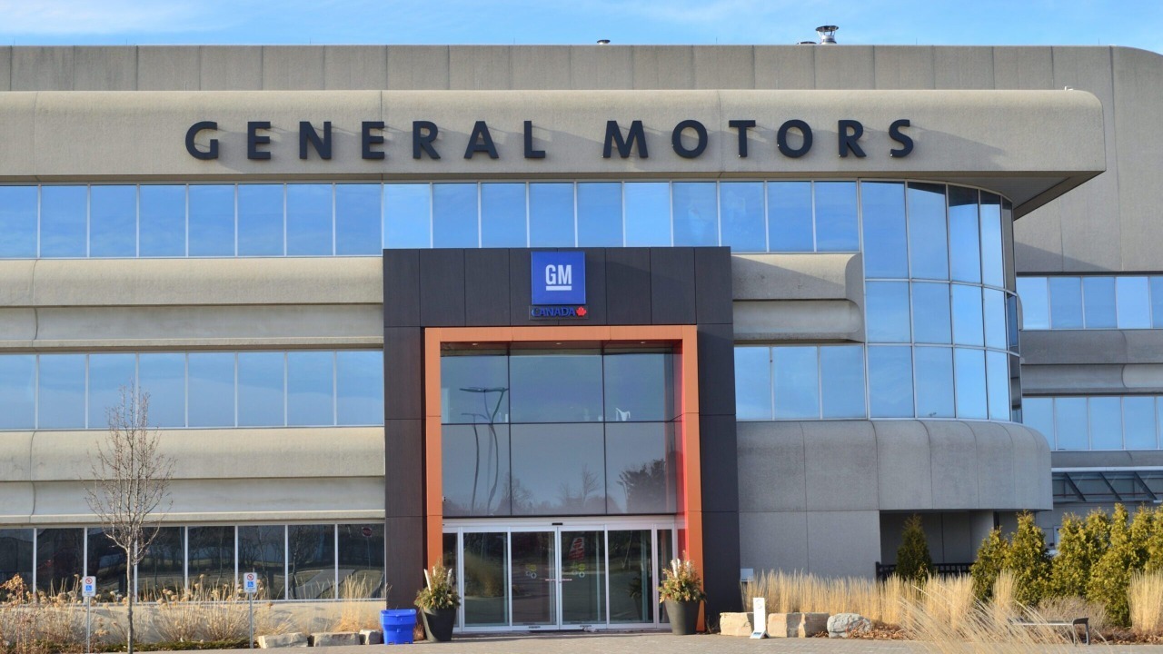 GM kills $102M factory, 1,700 layoffs trigger Midwest town blackout<br><br>
