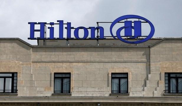 Hilton cuts ties with hotel franchisee that refused rooms to immigration officers<br>