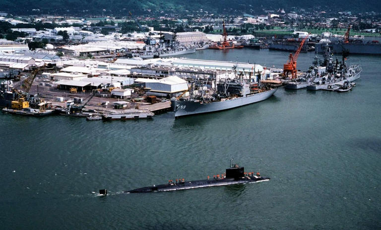 US revives Cold War-era base to build the world’s largest weapons hub ...