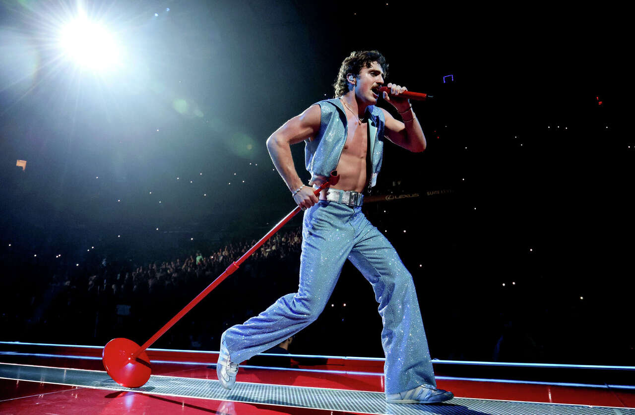 Grammy nominated pop star to play Super Bowl week concert in SF