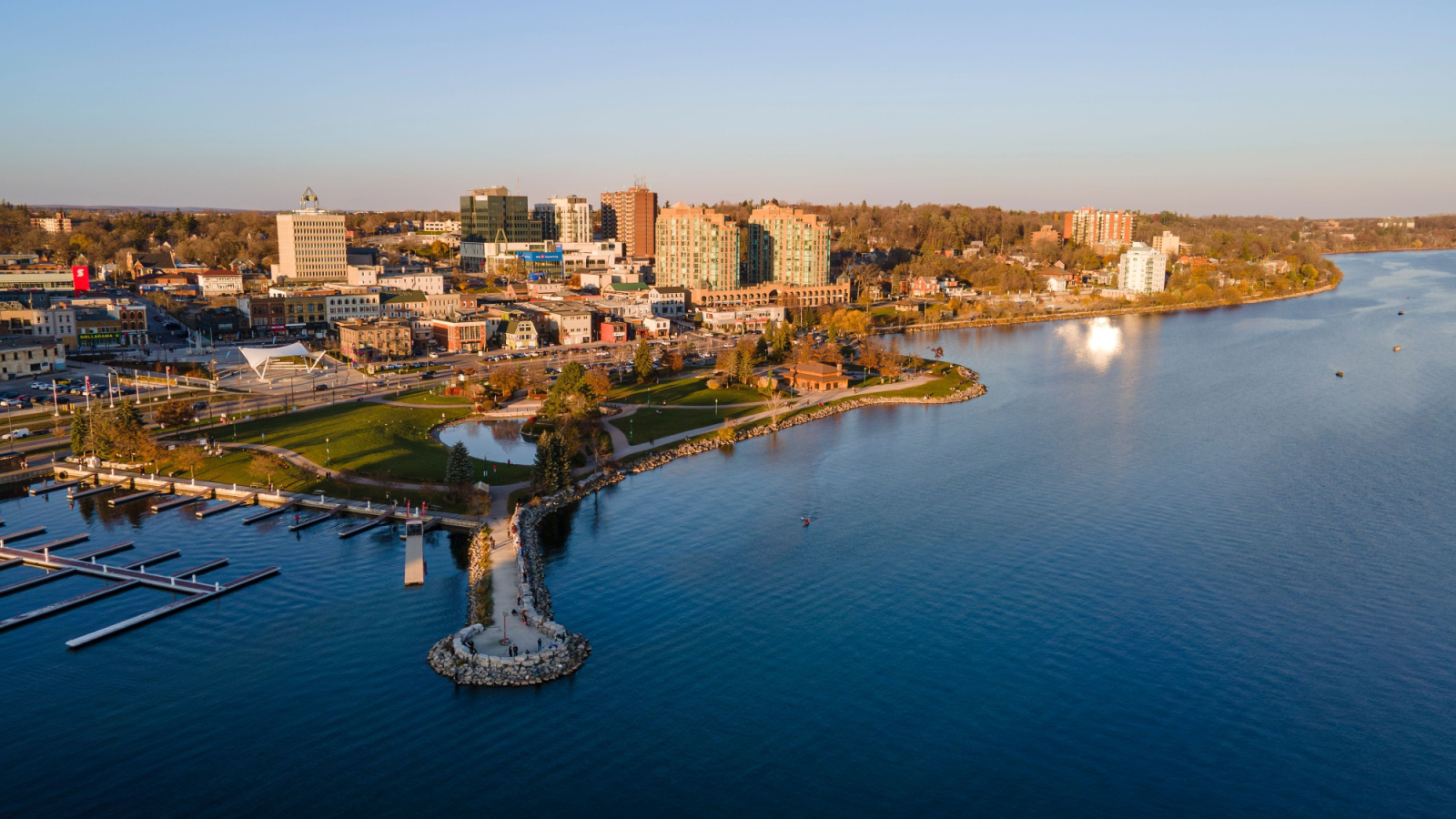 14 Canadian towns seeing a surprising boom in 2026