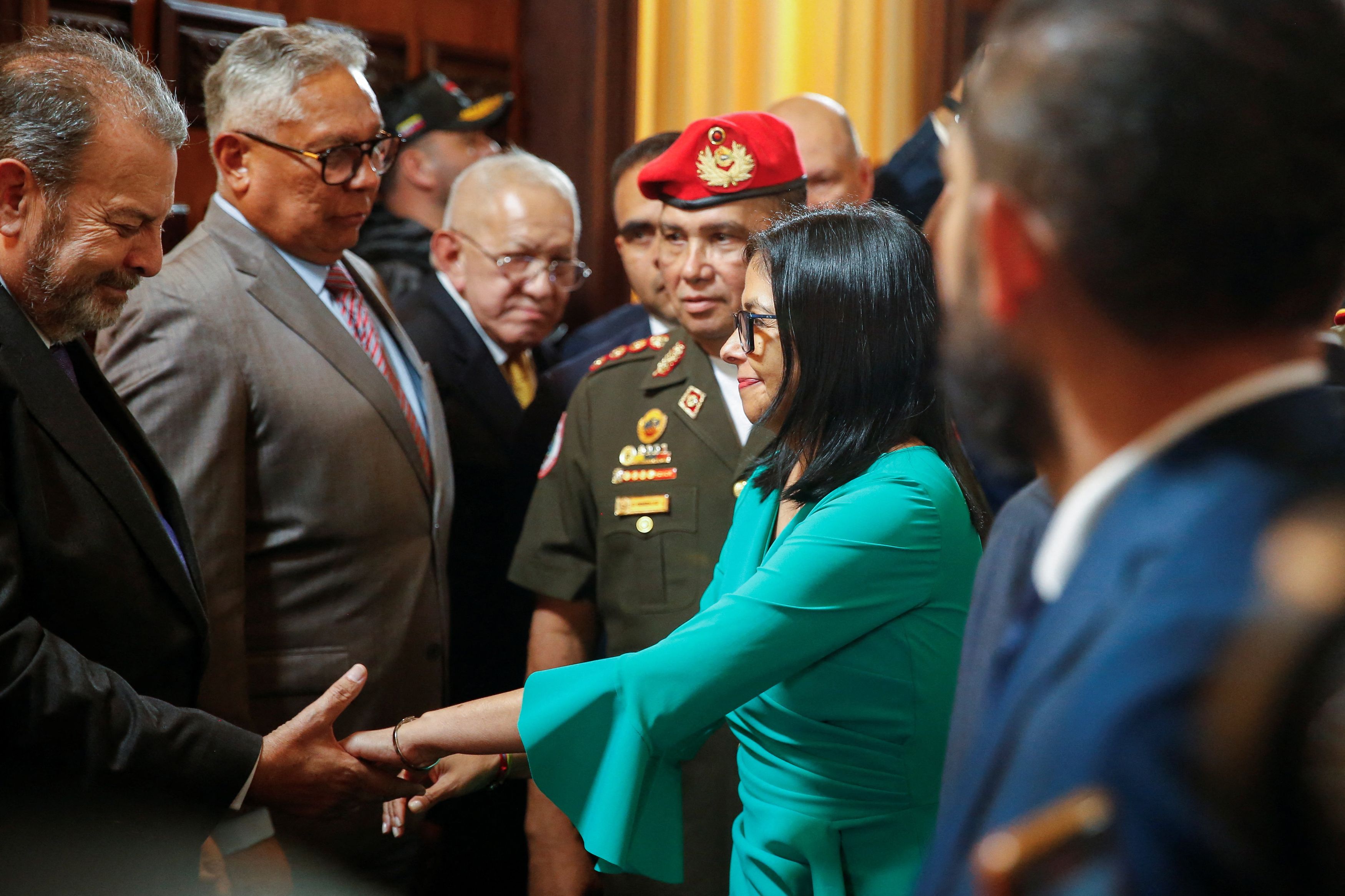 Venezuelas Machado gushes over Trump while calling for new elections
