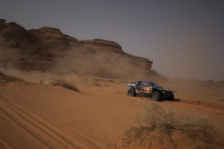 US driver Guthrie wins first major Dakar Rally stage and takes overall lead