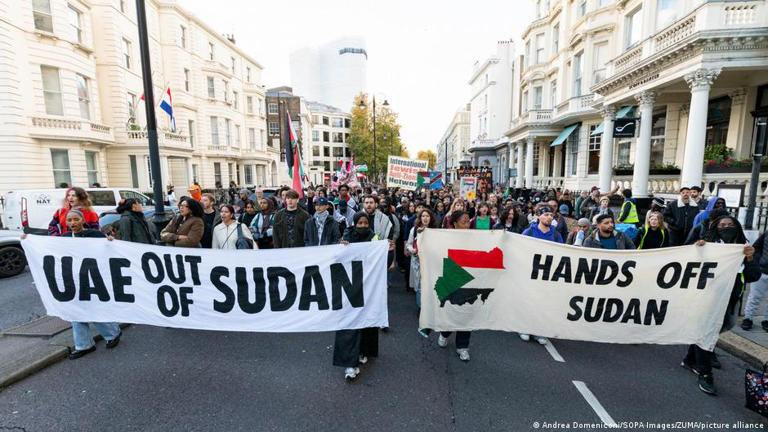 Репутационные издержки поддержки ОАЭ милиции RSF в гражданской войне в Судане растут, поскольку RSF обвиняют в массовых убийствах и зверствах в североафриканской стране