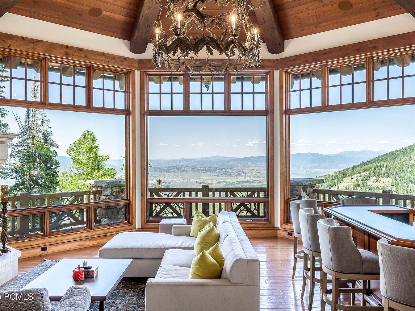 Exquisite $15M ski-in/ski-out estate in Utah, nestled on 6 acres