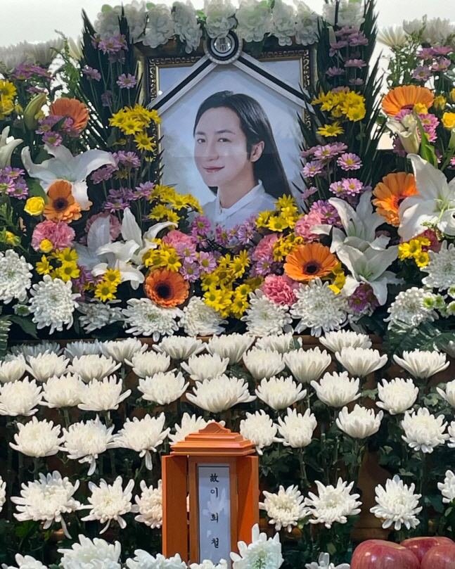 '풍자 절친' 故 이희철, 심근경색으로 40세에 갑작스레 사망..오늘(7일) 2주기