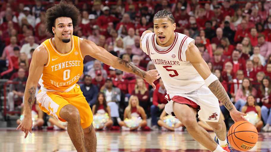 Razorbacks basketball rising up AP polls again after statement start to ...