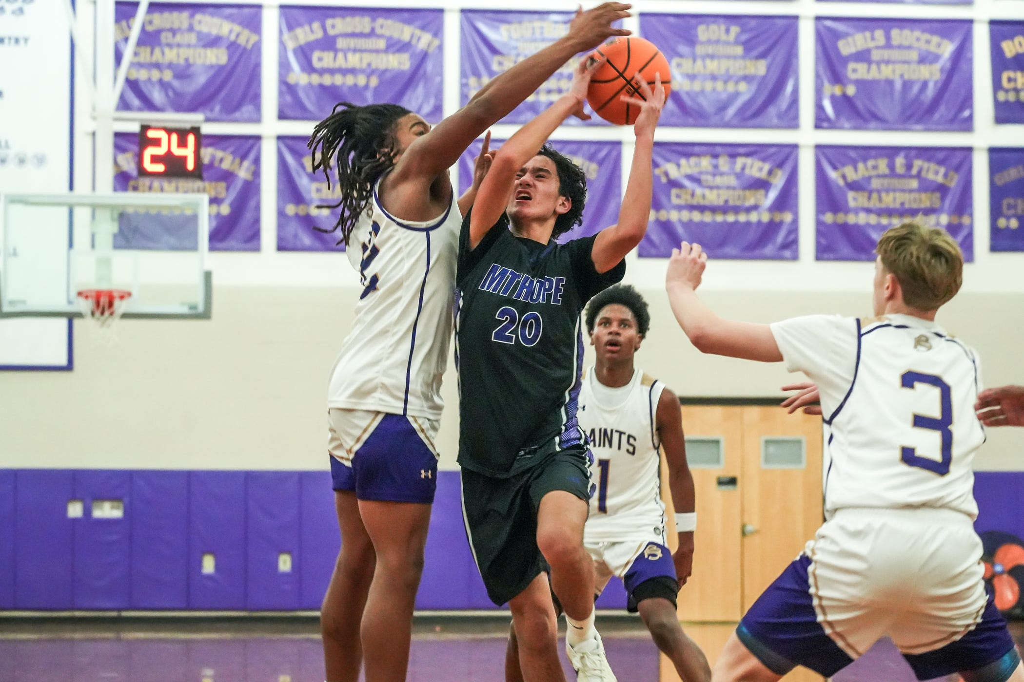What happened in high school hoops Friday? Here are the stories and scores