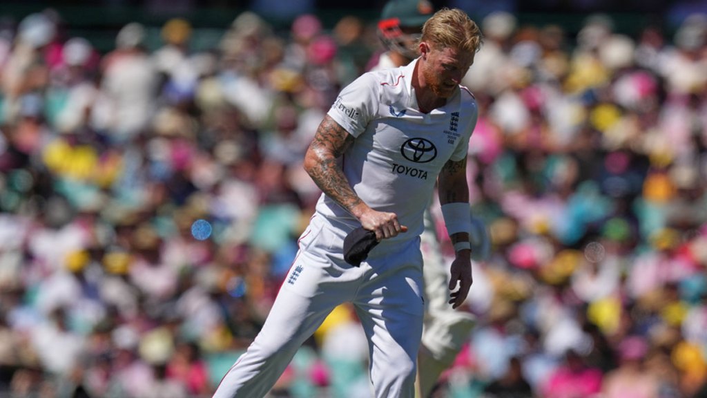AUS vs ENG: Ben Stokes injured in fifth Ashes Test<br><br>