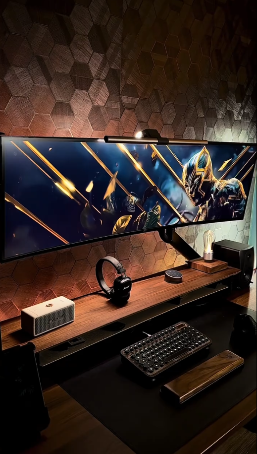 Creating a calm and focused office desk setup